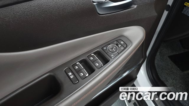 Hyundai Santafe 2019 — photo 30