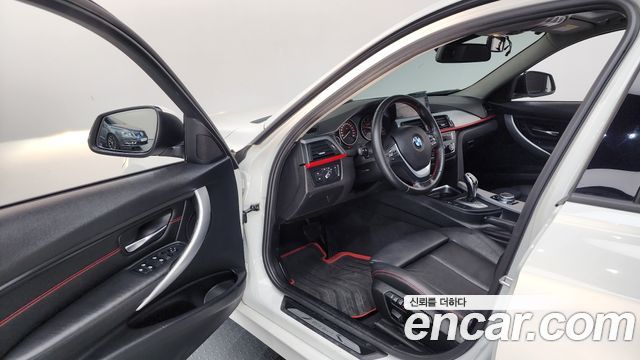 BMW 3-Series 2015 — photo 10