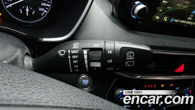 Hyundai Santafe 2020 — photo 29