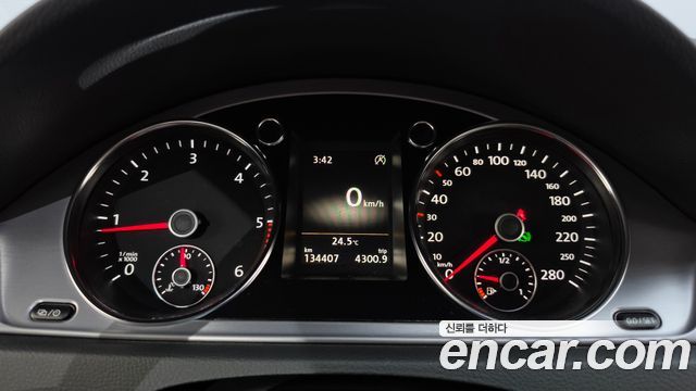 Volkswagen CC 2015 — photo 8