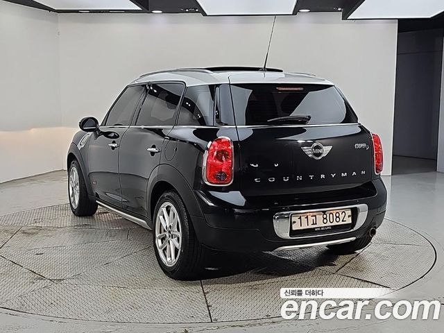 Mini Countryman 2015 — photo 2