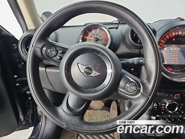 Mini Countryman 2015 — photo 9