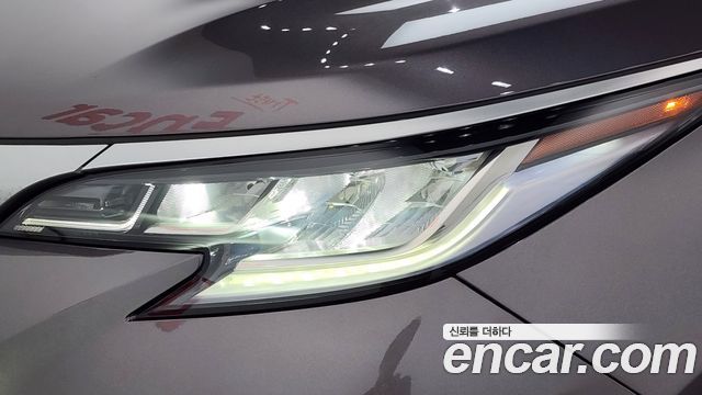 Toyota Sienna 2023 — photo 8