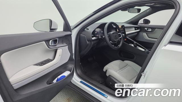 Polestar Polestar 2 2025 — photo 13