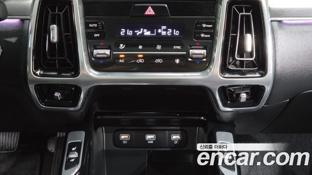 Kia Sorento 2021 — photo 25