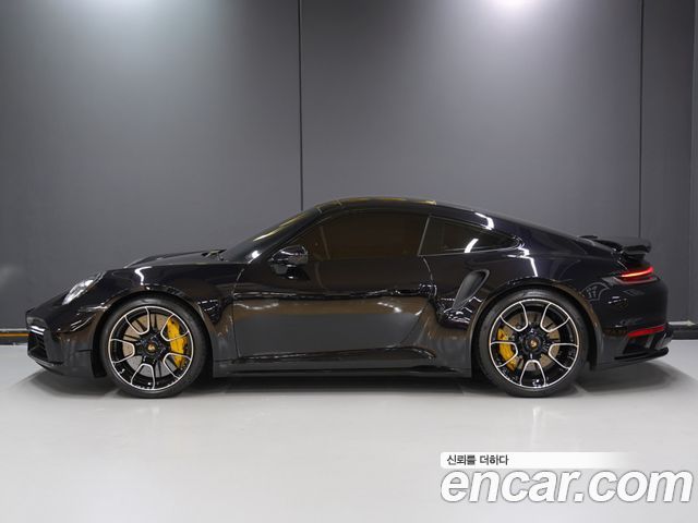 Porsche 911 2024 — photo 2