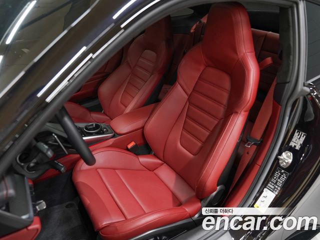Porsche 911 2024 — photo 12