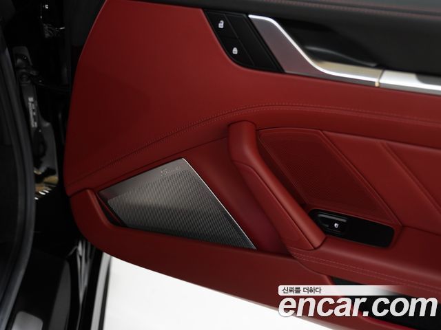 Porsche 911 2024 — photo 16