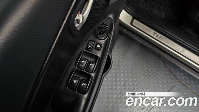 Hyundai Tucson 2008 — photo 14
