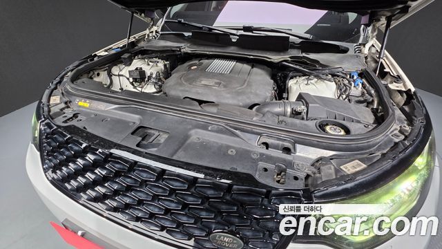 Land Rover Discovery 2018 — photo 6