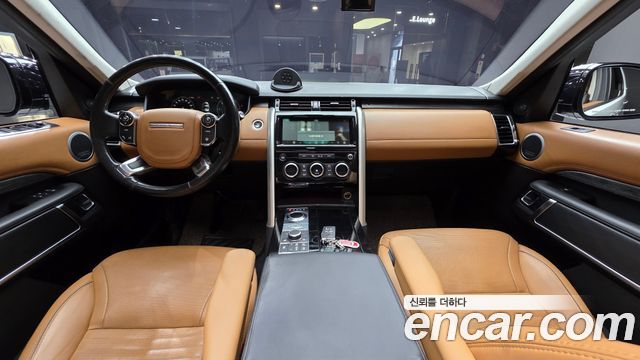 Land Rover Discovery 2018 — photo 7
