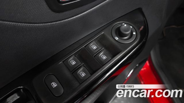 Renault Korea QM3 2015 — photo 29