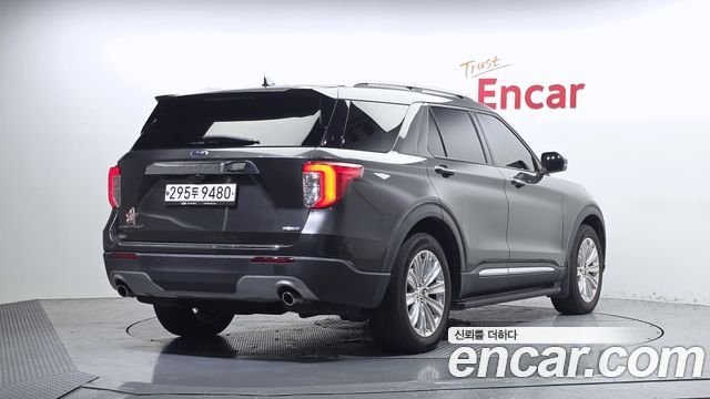 Ford Explorer 2020 — photo 2