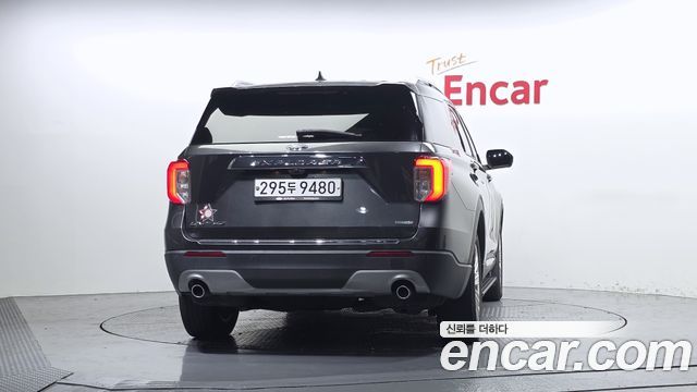Ford Explorer 2020 — photo 4
