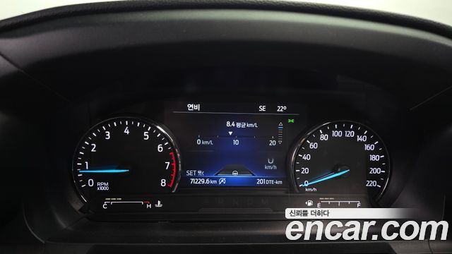 Ford Explorer 2020 — photo 11