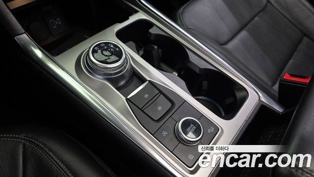 Ford Explorer 2020 — photo 12