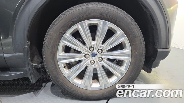 Ford Explorer 2020 — photo 7