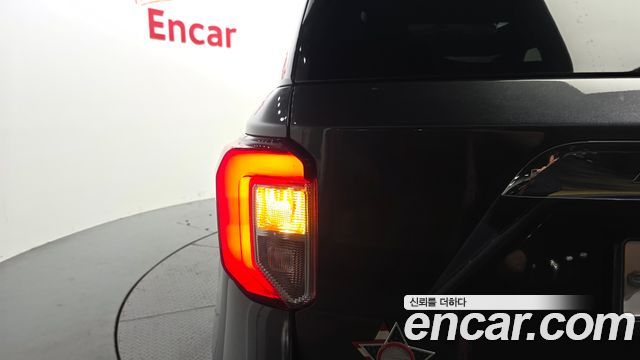 Ford Explorer 2020 — photo 9