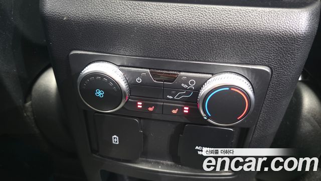 Ford Explorer 2020 — photo 29