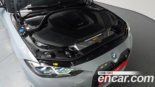 BMW i4 2023 — photo 6