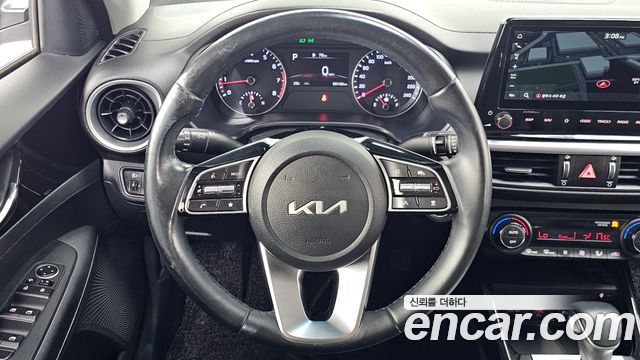 Kia K3 2022 — photo 14