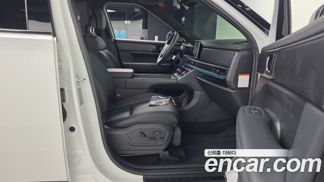 Hyundai Santafe 2024 — photo 17