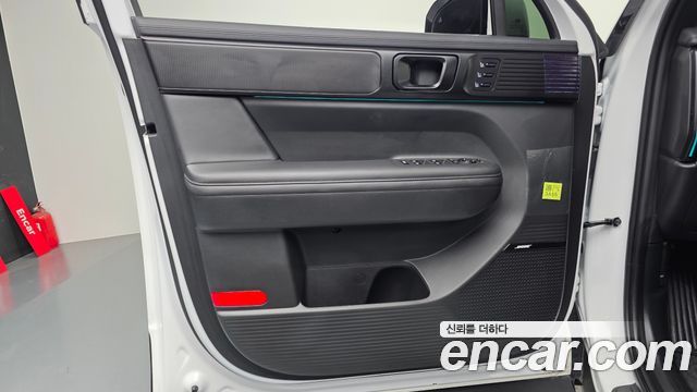 Hyundai Santafe 2024 — photo 14