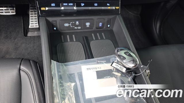 Hyundai Santafe 2024 — photo 37