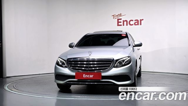 Mercedes-Benz E-Class 2018 — photo 3