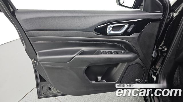 Jeep Compass 2022 — photo 14
