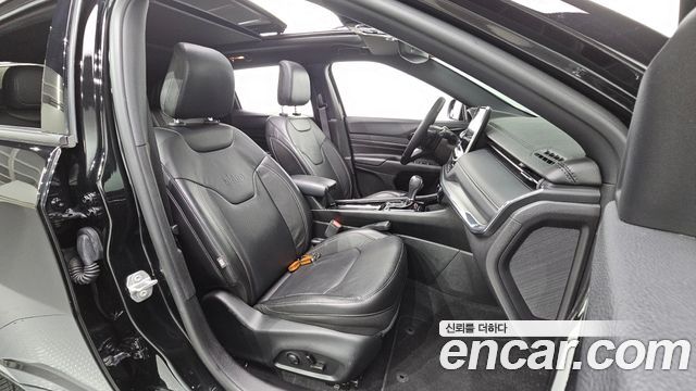 Jeep Compass 2022 — photo 16
