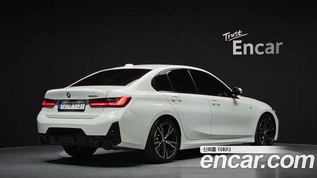 BMW 3-Series 2023 — photo 2
