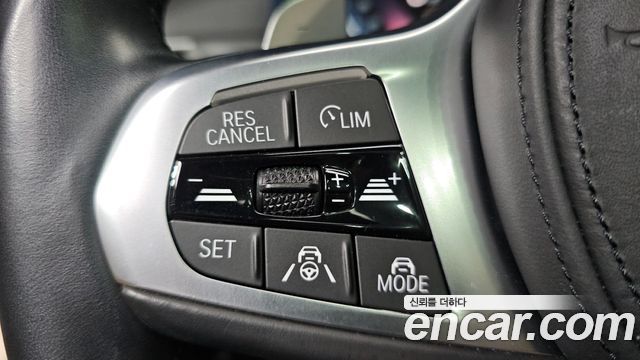 BMW 3-Series 2023 — photo 23