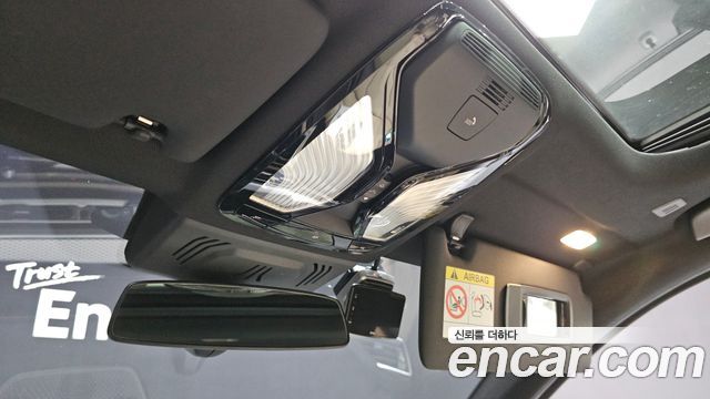 BMW 3-Series 2023 — photo 25
