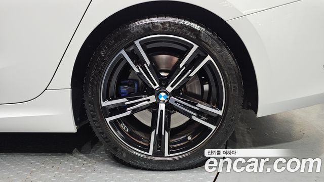 BMW 3-Series 2023 — photo 7