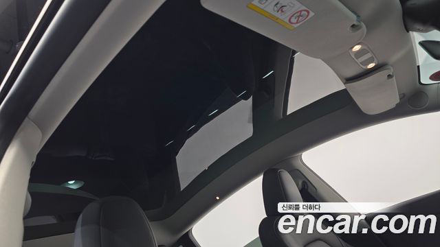 Tesla Model Y 2024 — photo 25