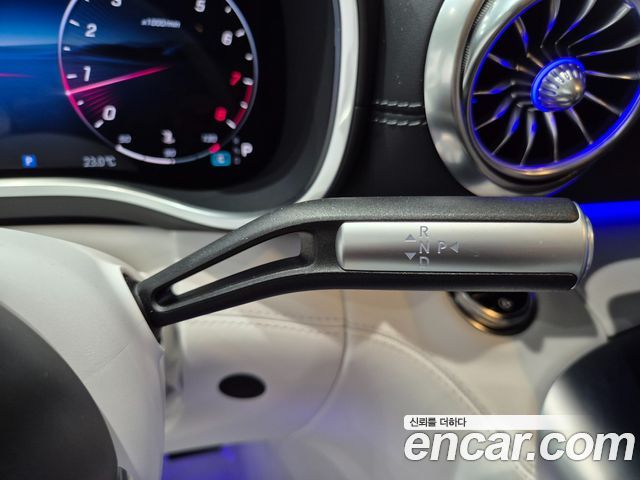 Mercedes-Benz SL-Class 2026 — photo 9