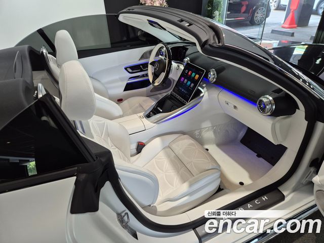 Mercedes-Benz SL-Class 2026 — photo 16