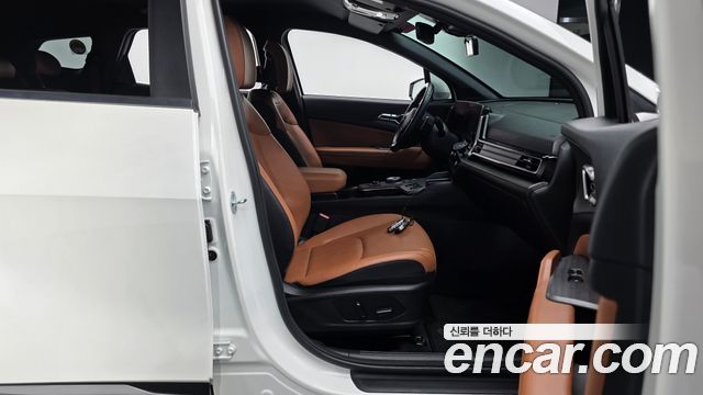 Kia Sportage 2022 — photo 16