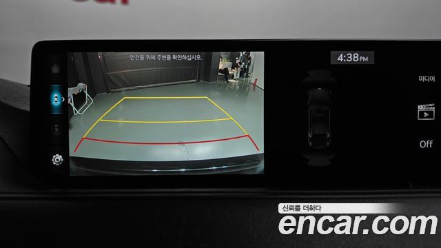 Genesis G80 2022 — photo 20