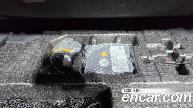 Genesis G80 2022 — photo 22