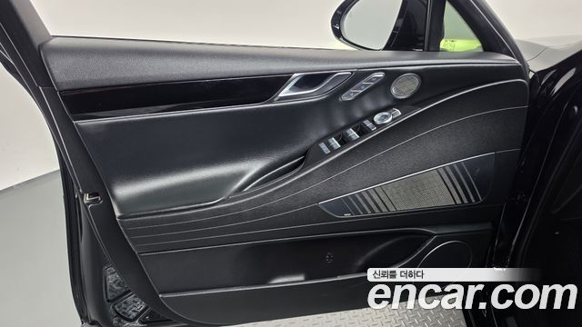 Genesis G80 2022 — photo 14