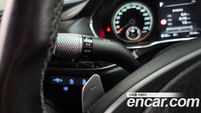Genesis G80 2022 — photo 36