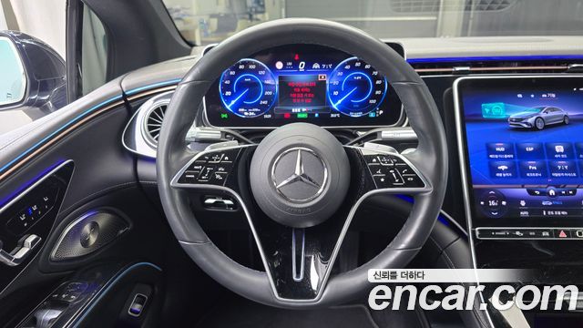 Mercedes-Benz EQS 2023 — photo 19