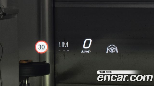 Mercedes-Benz EQS 2023 — photo 23