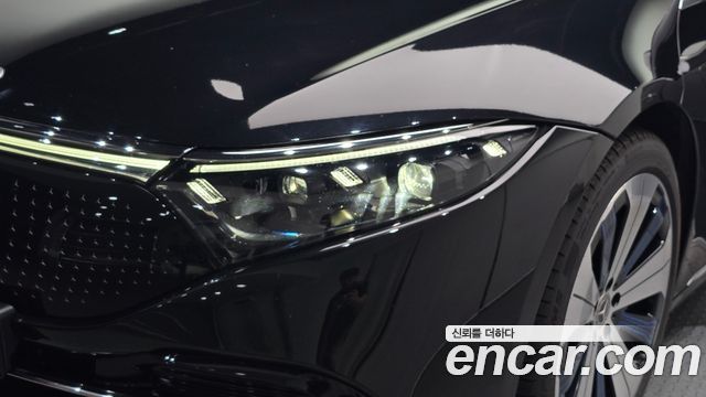 Mercedes-Benz EQS 2023 — photo 8