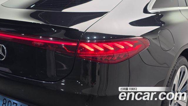 Mercedes-Benz EQS 2023 — photo 9