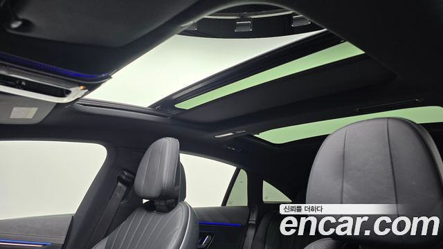 Mercedes-Benz EQS 2023 — photo 31