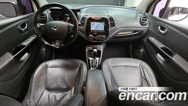 Renault Korea QM3 2015 — photo 10