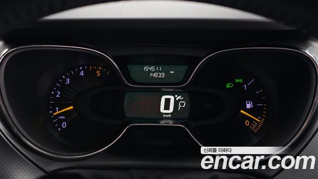 Renault Korea QM3 2015 — photo 11